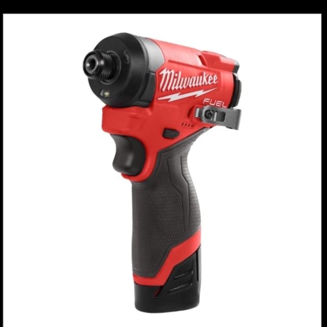 MILWAUKEE ODVIJAČ UDARNI M12FID2-202X