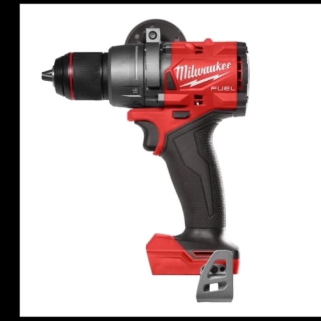 MILWAUKEE AKU BUŠILICA M18FPD3 18V-5Ah