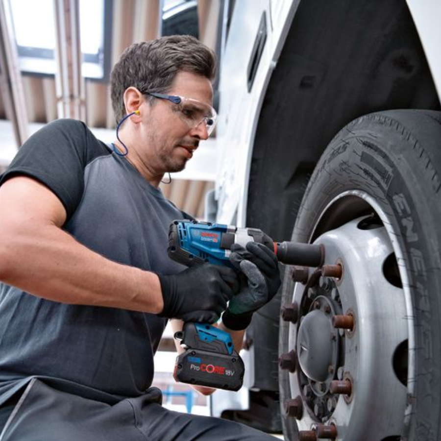 BOSCH AKU UDARNI ODVRTAČ GDS 18V-1000 2x5.0 Ah Ecomex
